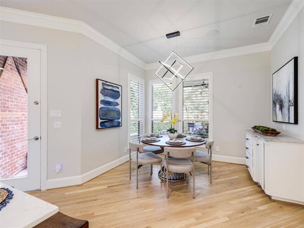 6645 Castle Pines Drive, Plano, TX 75093 6645 Castle Pines Drive, Plano, TX 75093