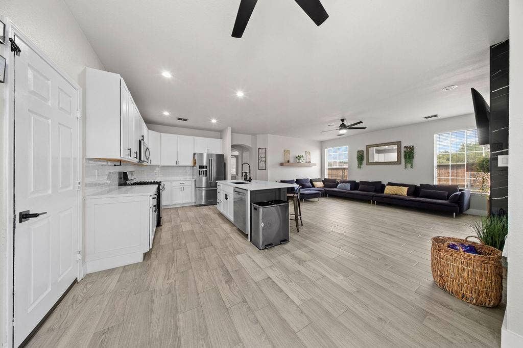 510 Hawthorne Drive, Murphy, TX 75094 510 Hawthorne Drive, Murphy, TX 75094