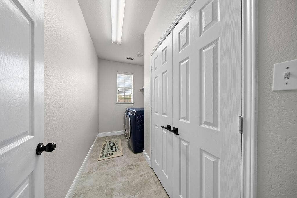 510 Hawthorne Drive, Murphy, TX 75094 510 Hawthorne Drive, Murphy, TX 75094