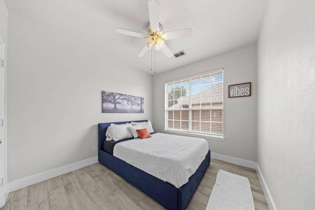 510 Hawthorne Drive, Murphy, TX 75094 510 Hawthorne Drive, Murphy, TX 75094