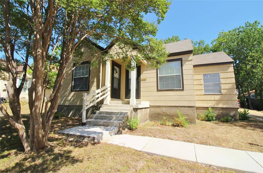 Property photo for 3427 Kinmore Street, Dallas, TX