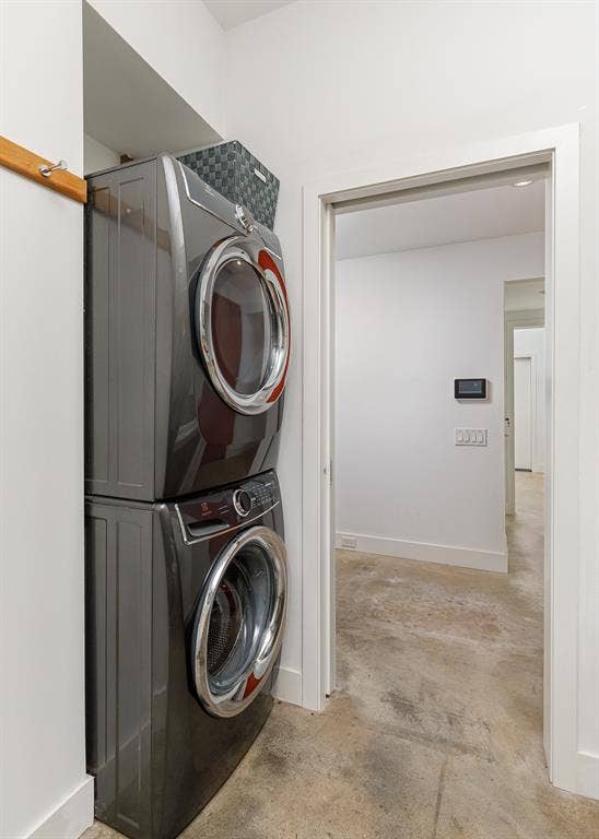 6448 County Road 437, Princeton, TX 75407 Stackable front-loading washer and dryer