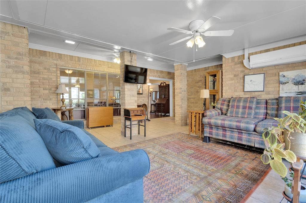 501 Hyde Park, Tyler, TX 75701 501 Hyde Park, Tyler, TX 75701