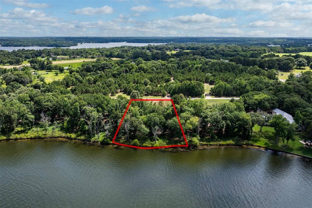 7 Windward Court, Athens, TX 75752 7 Windward Court, Athens, TX 75752
