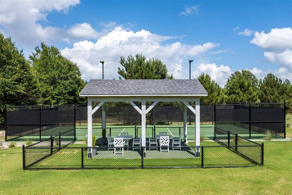 7 Windward Court, Athens, TX 75752 7 Windward Court, Athens, TX 75752