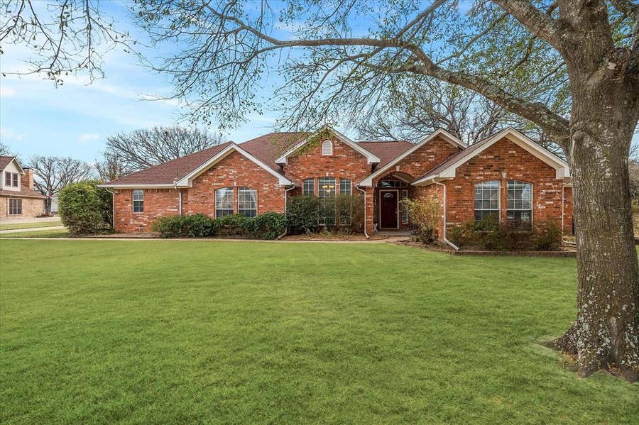 Property photo for 1025 Oak Hollow Lane, Combine, TX