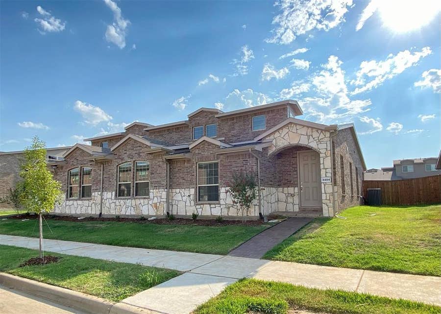 Property photo for 3404 Solana Circle, Denton, TX