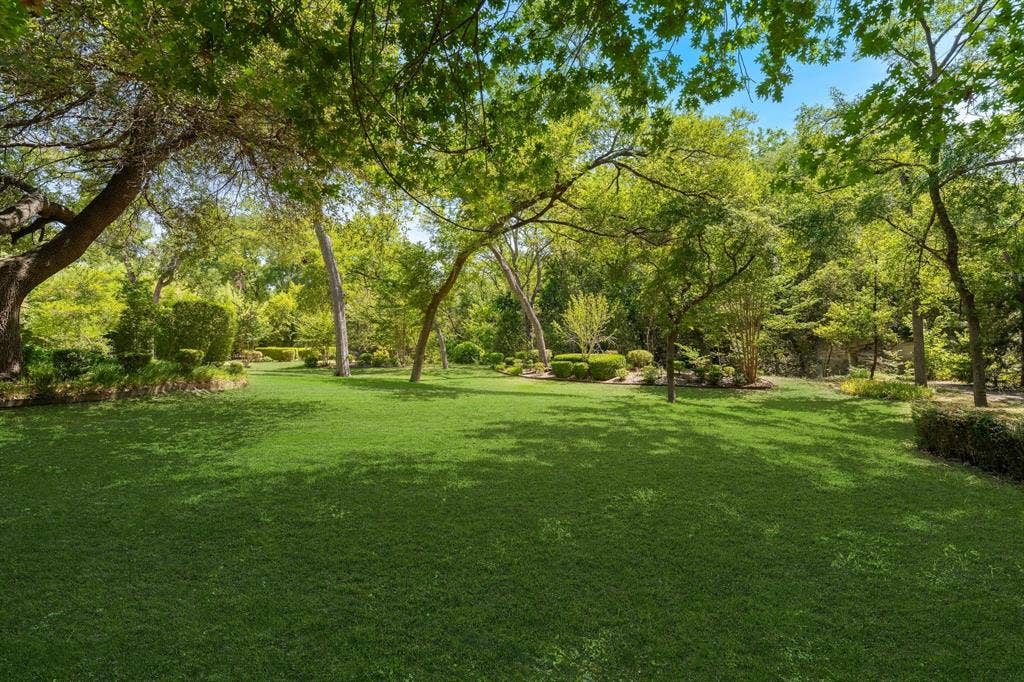 13828 Hillcrest Road, Dallas, TX 75240 13828 Hillcrest Road, Dallas, TX 75240