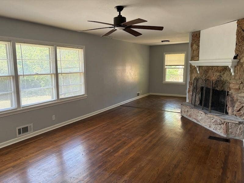 Property photo for 3363 Cromart Avenue, Fort Worth, TX