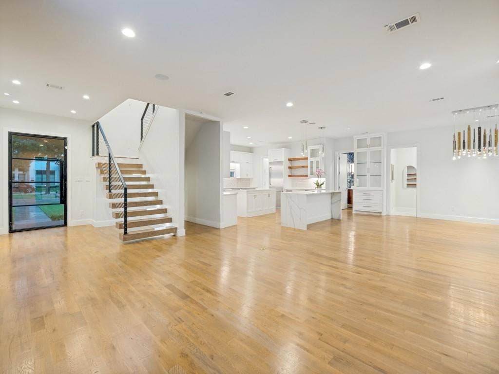 5615 Brookstown Drive, Dallas, TX 75230