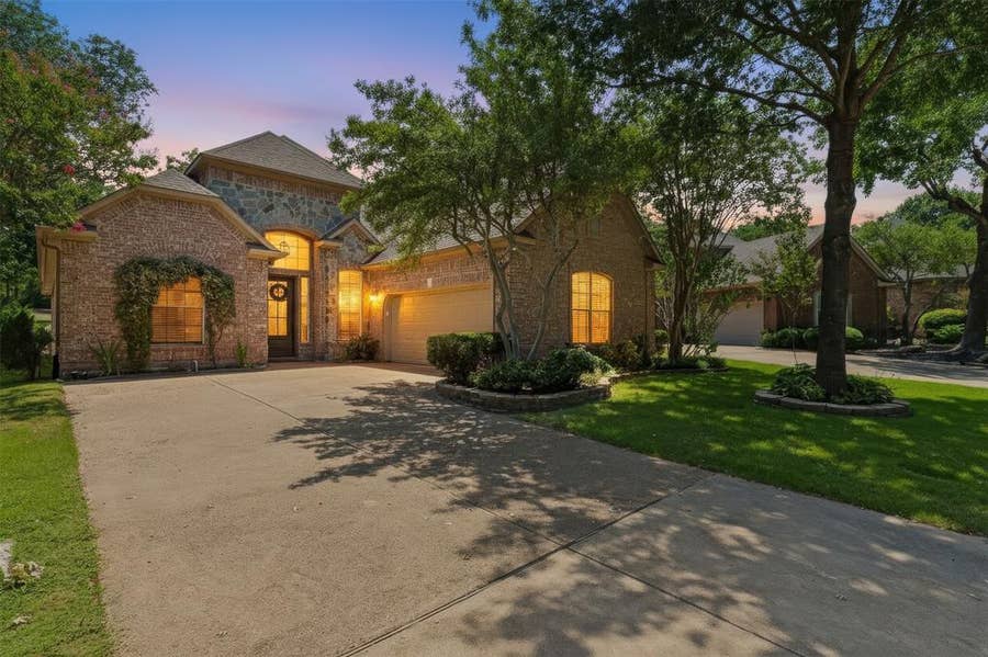 Property photo for 2617 Brookside Court, McKinney, TX