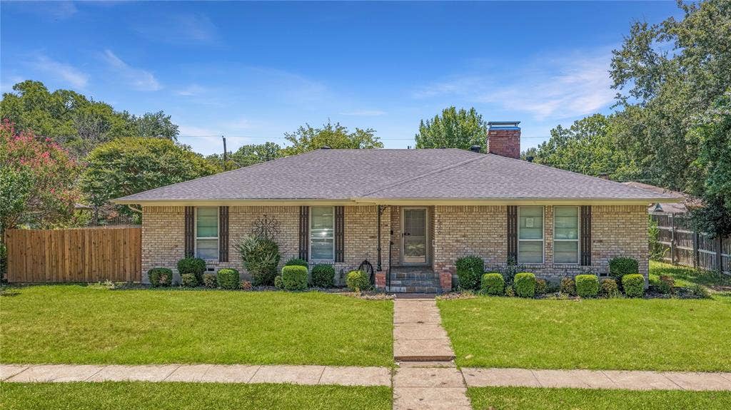 1526 Charleston Drive, Garland, TX 75041 1526 Charleston Drive, Garland, TX 75041