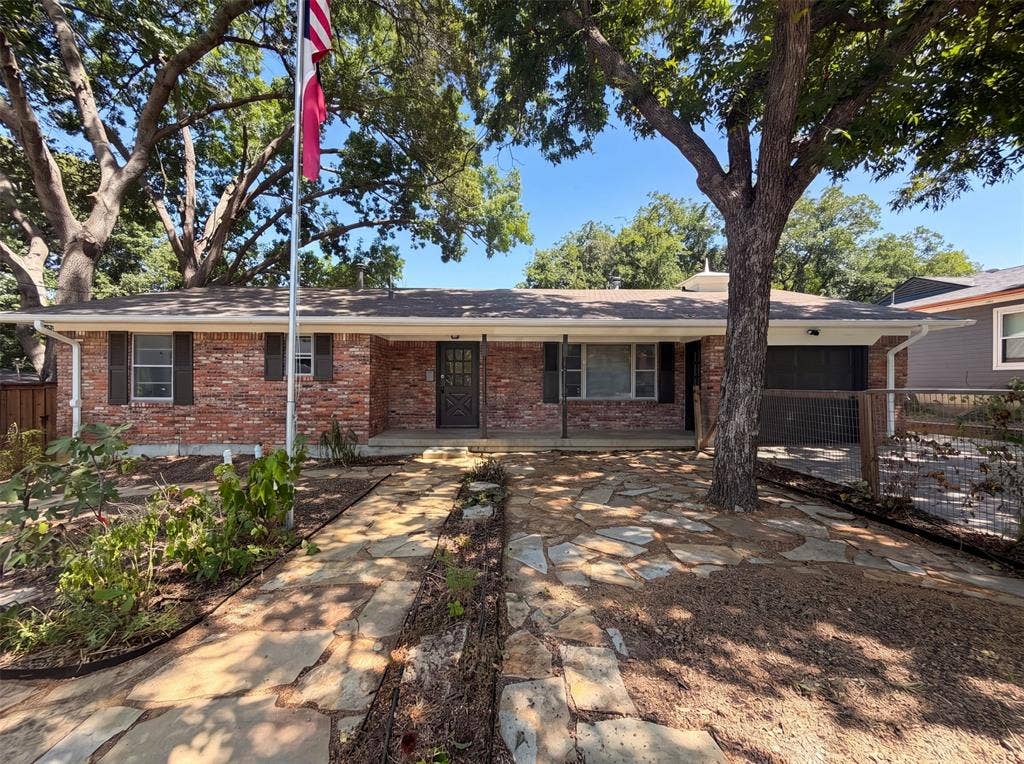 808 Griffin Street, McKinney, TX 75069 808 Griffin Street, McKinney, TX 75069