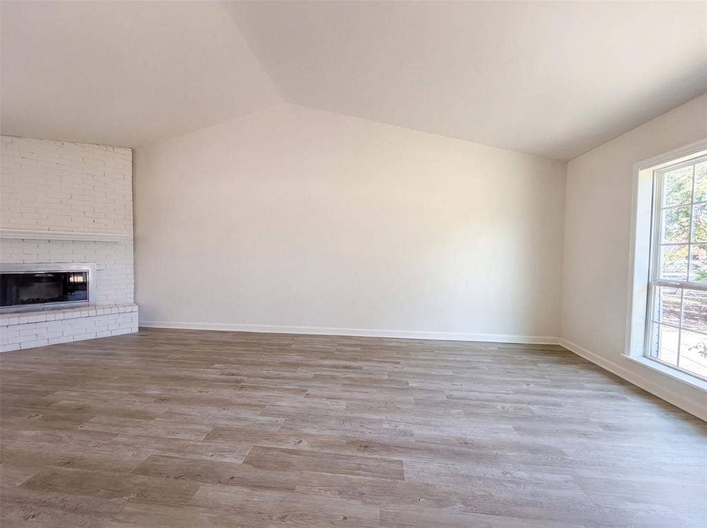 526 Royal Valley Road, Grand Prairie, TX 75052 Staged Photo
