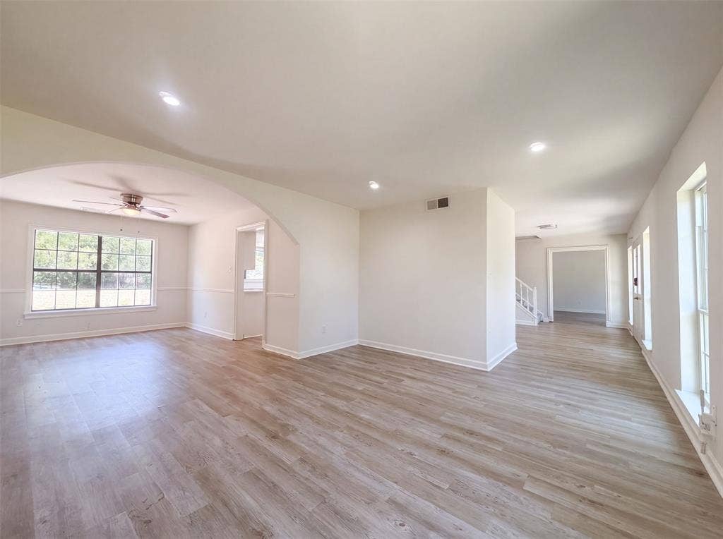 526 Royal Valley Road, Grand Prairie, TX 75052 Staged Photo