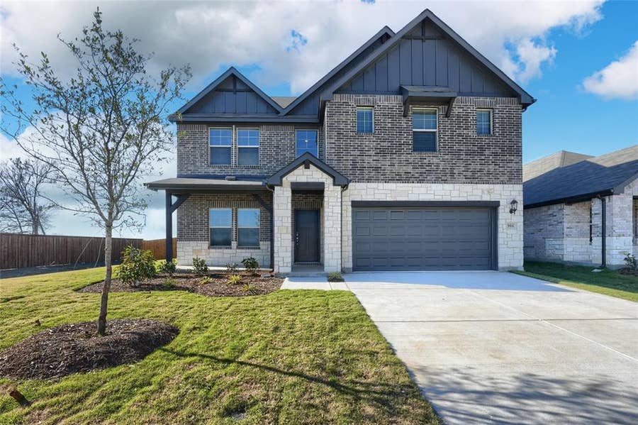 Property photo for 906 Johnnie Street, Lowry Crossing, TX