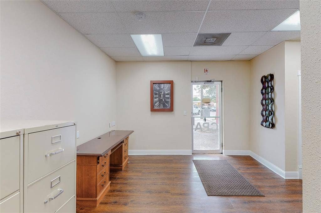 115 W Main Street, Grand Prairie, TX 75050 115 W Main Street, Grand Prairie, TX 75050
