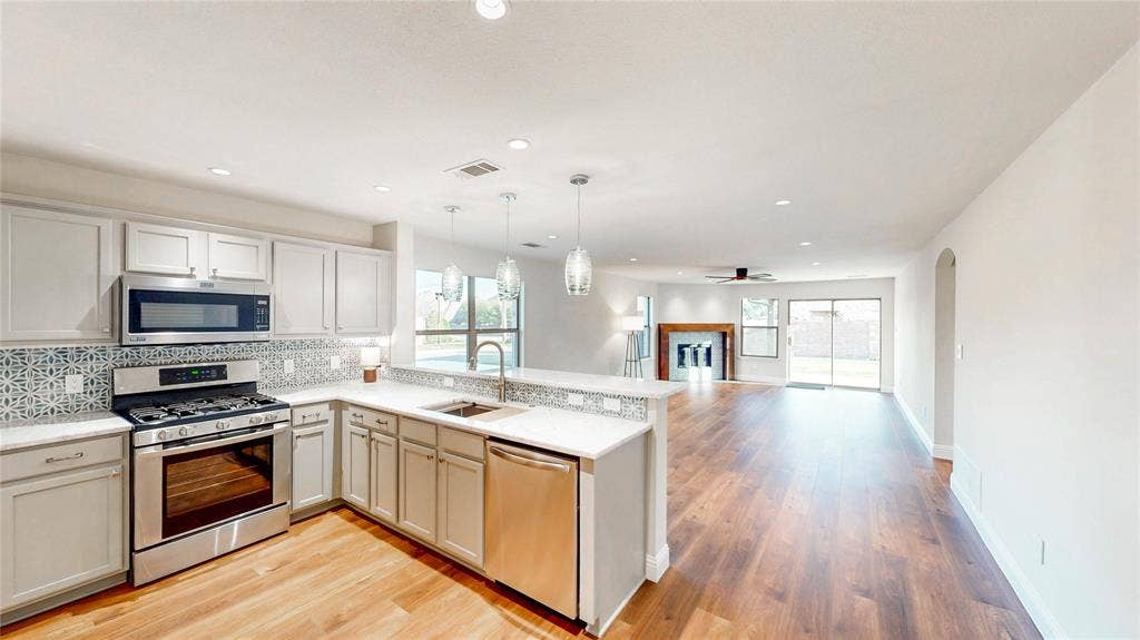 13017 Fencerow Road, Fort Worth, TX 76244 13017 Fencerow Road, Fort Worth, TX 76244