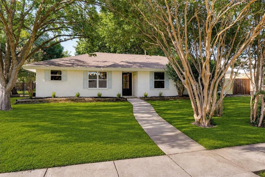 Property photo for 7727 La Risa Drive, Dallas, TX