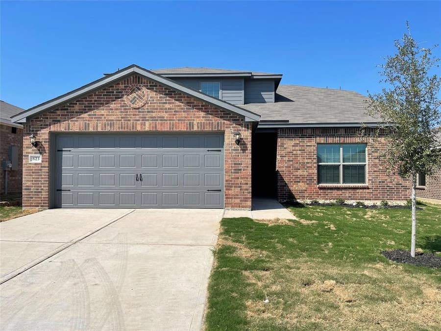 Property photo for 623 Aqueduct Drive, Seagoville, TX