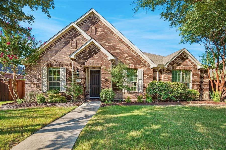 Property photo for 1037 Everglades Drive, Allen, TX