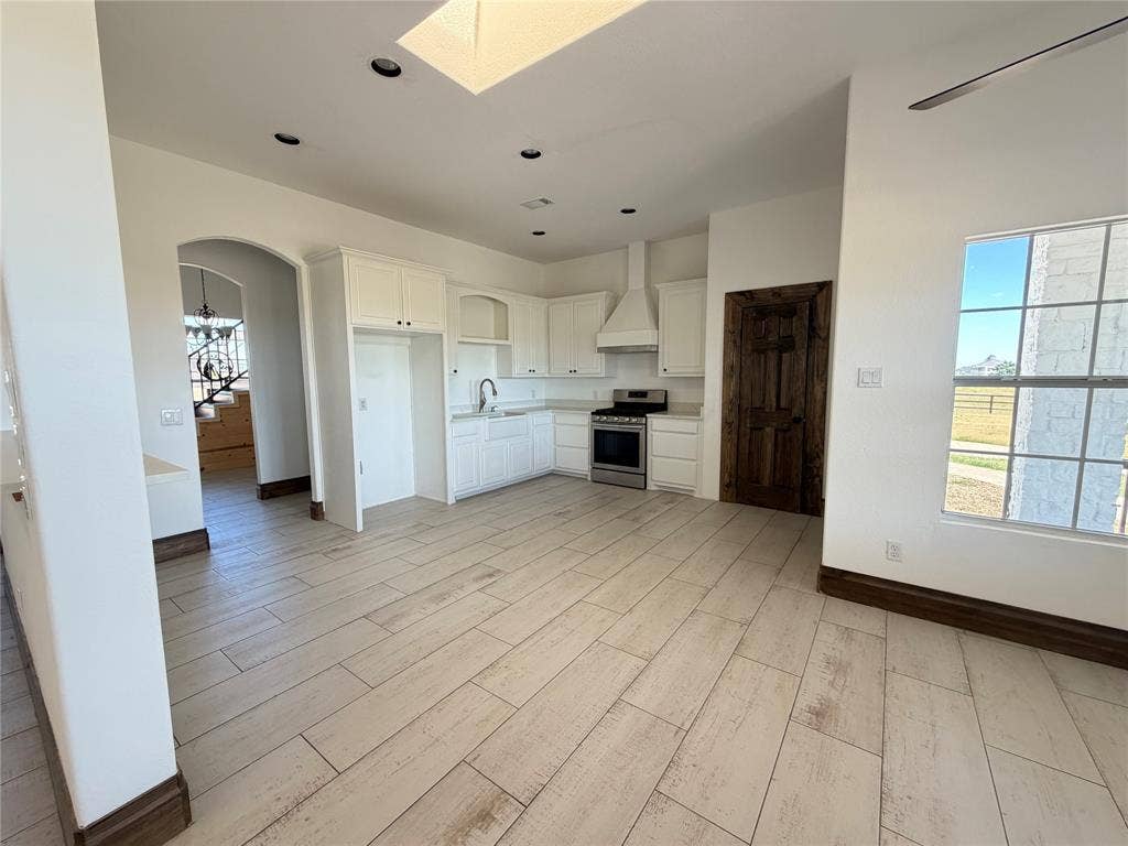 1015 Curry Road, Waxahachie, TX 75167 1015 Curry Road, Waxahachie, TX 75167