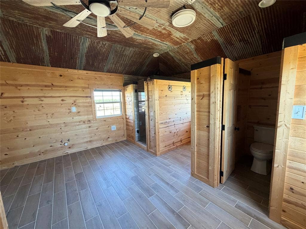 1015 Curry Road, Waxahachie, TX 75167 1015 Curry Road, Waxahachie, TX 75167