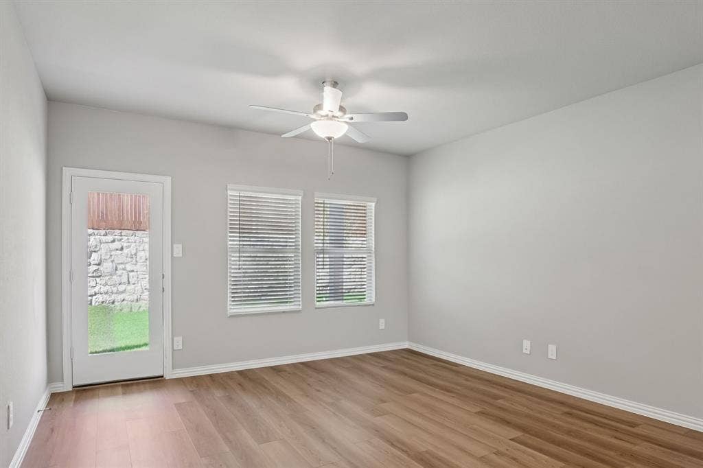 1617 Arches Road, Anna, TX 75409 Photo is not of the actual home, but is an inspirational photo of builder’s model home and may depict options, furnishings, and/or decorator features that are not included.