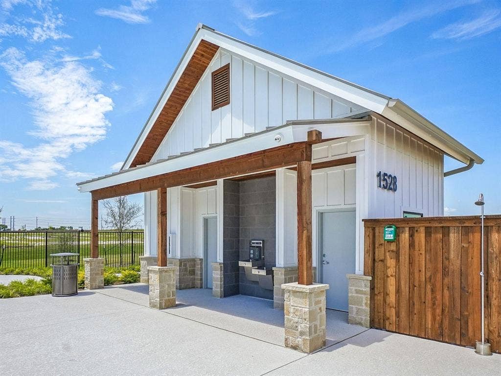 1609 Arches Road, Anna, TX 75409 1609 Arches Road, Anna, TX 75409
