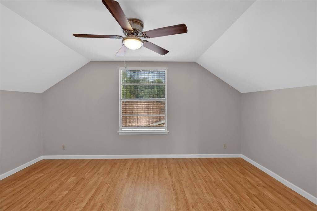 1220 Farnham Court E, Irving, TX 75062 1220 Farnham Court E, Irving, TX 75062