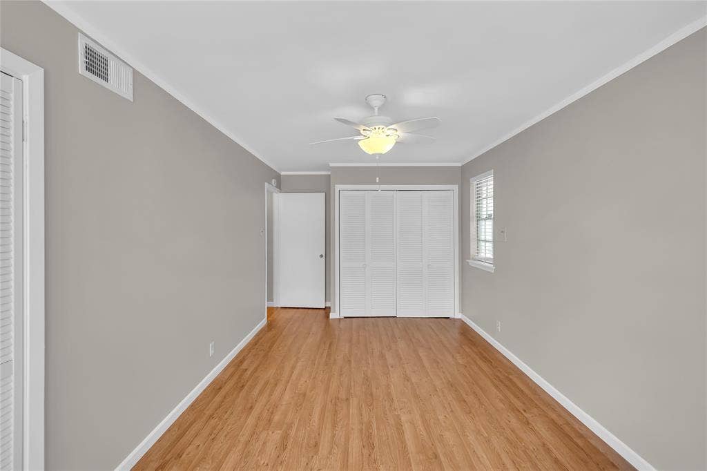 1220 Farnham Court E, Irving, TX 75062 1220 Farnham Court E, Irving, TX 75062