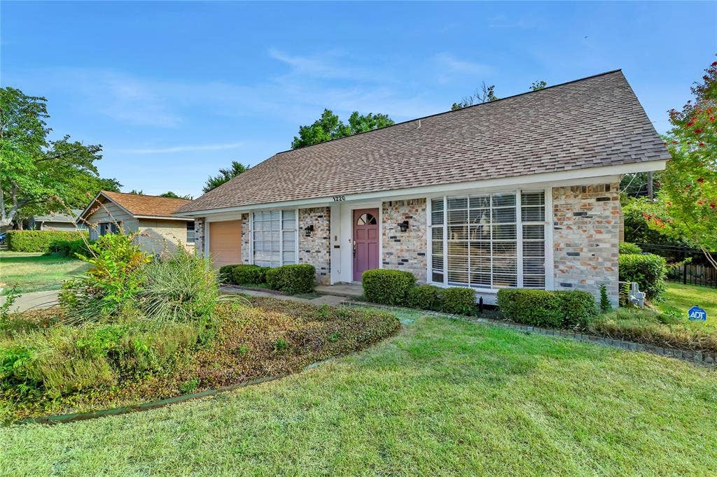 1220 Farnham Court E, Irving, TX 75062 1220 Farnham Court E, Irving, TX 75062