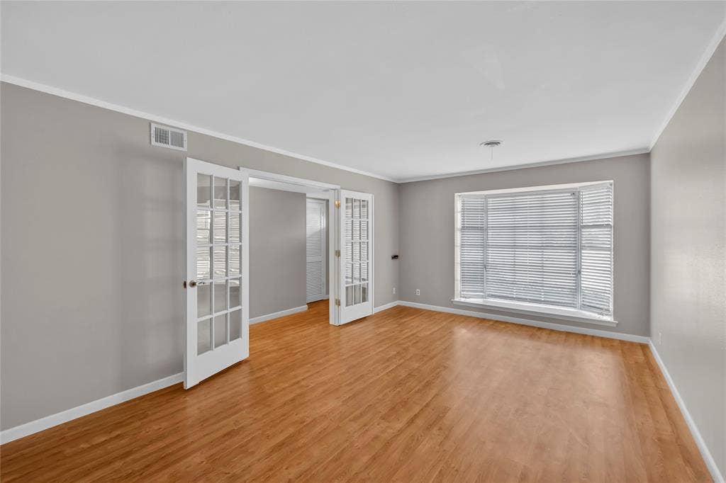 1220 Farnham Court E, Irving, TX 75062 1220 Farnham Court E, Irving, TX 75062