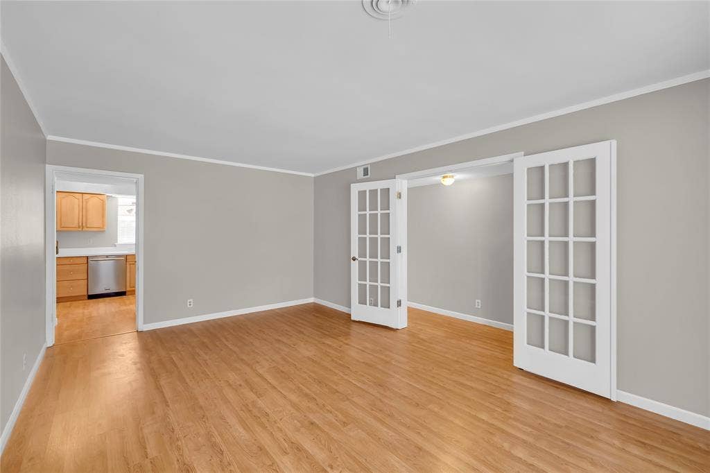 1220 Farnham Court E, Irving, TX 75062 1220 Farnham Court E, Irving, TX 75062