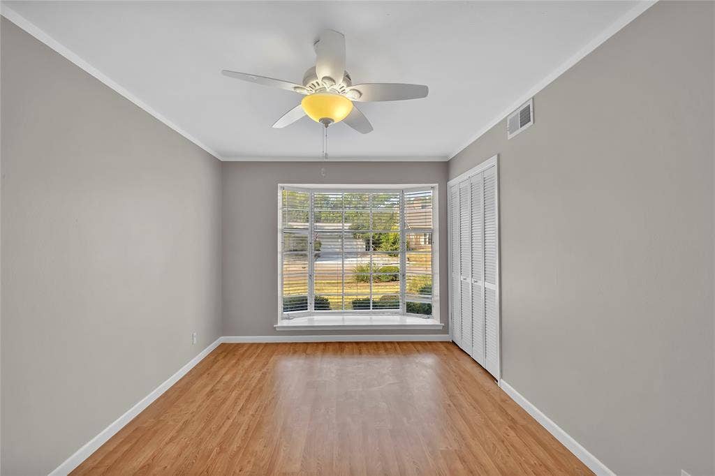 1220 Farnham Court E, Irving, TX 75062 1220 Farnham Court E, Irving, TX 75062