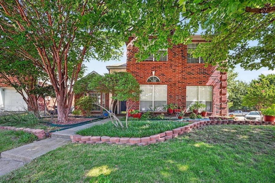 Property photo for 3300 Woodberry Lane, McKinney, TX
