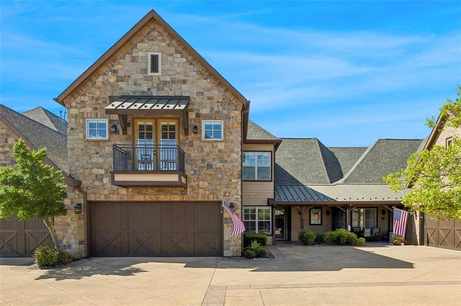 Property photo for 310 Watermere Drive, Southlake, TX