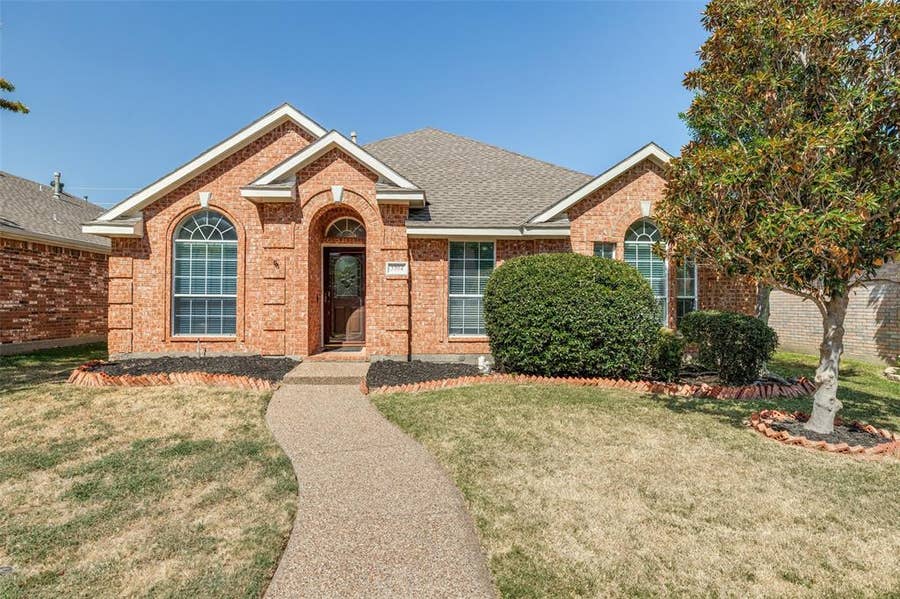 Property photo for 3304 Wind Flower Lane, McKinney, TX