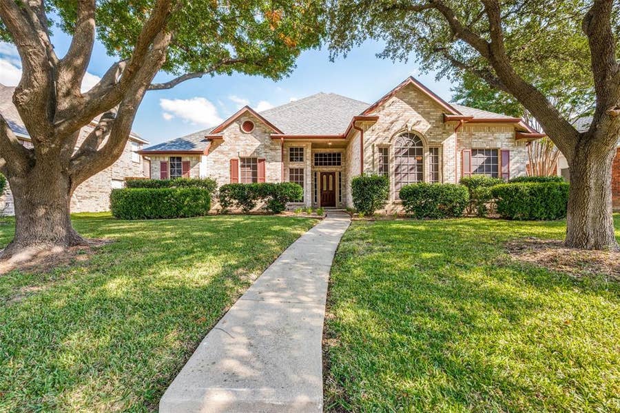 Property photo for 3204 Grantham Drive, Richardson, TX
