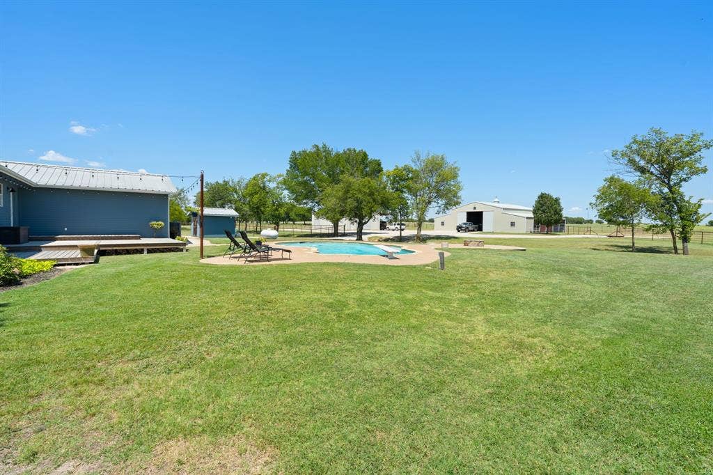 257 Bud Run Road, Waxahachie, TX 75165 257 Bud Run Road, Waxahachie, TX 75165