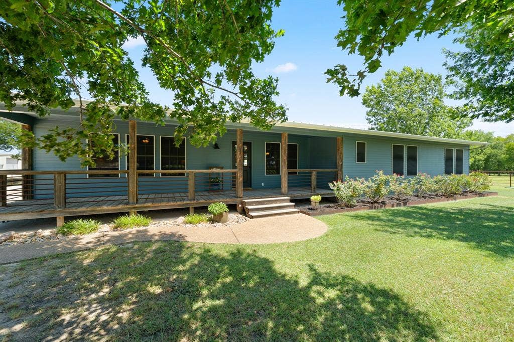 257 Bud Run Road, Waxahachie, TX 75165 257 Bud Run Road, Waxahachie, TX 75165