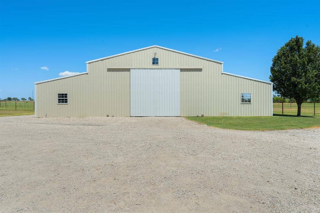 257 Bud Run Road, Waxahachie, TX 75165 257 Bud Run Road, Waxahachie, TX 75165