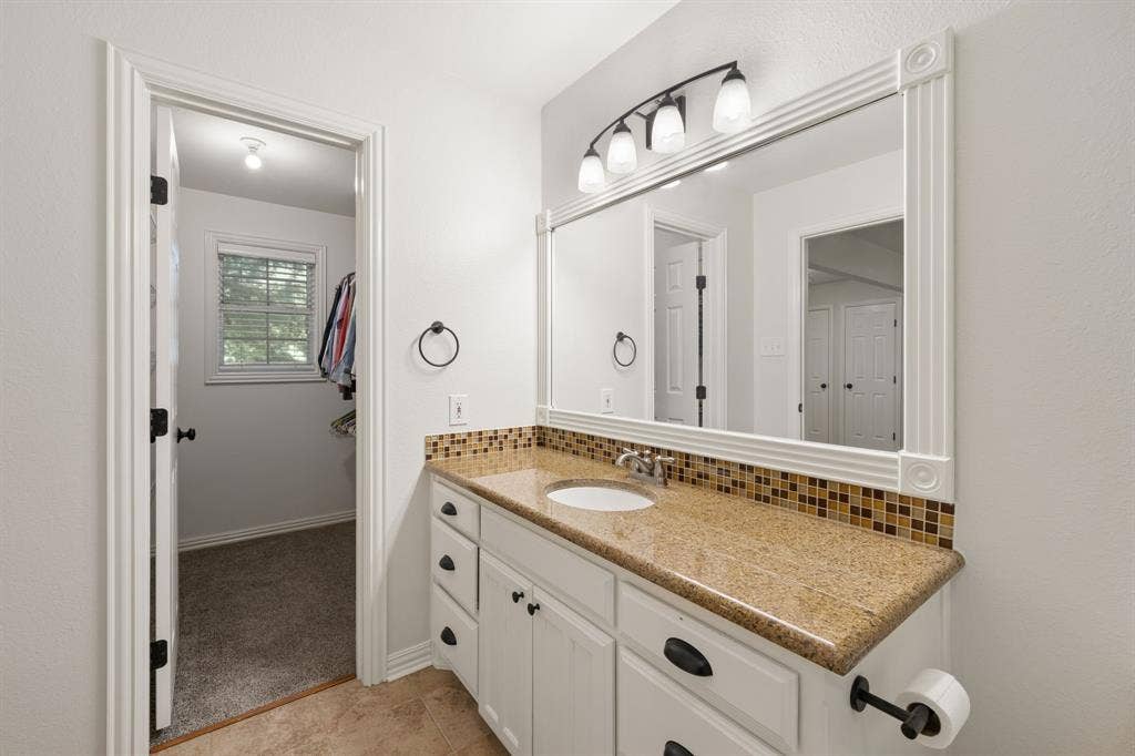 257 Bud Run Road, Waxahachie, TX 75165 257 Bud Run Road, Waxahachie, TX 75165