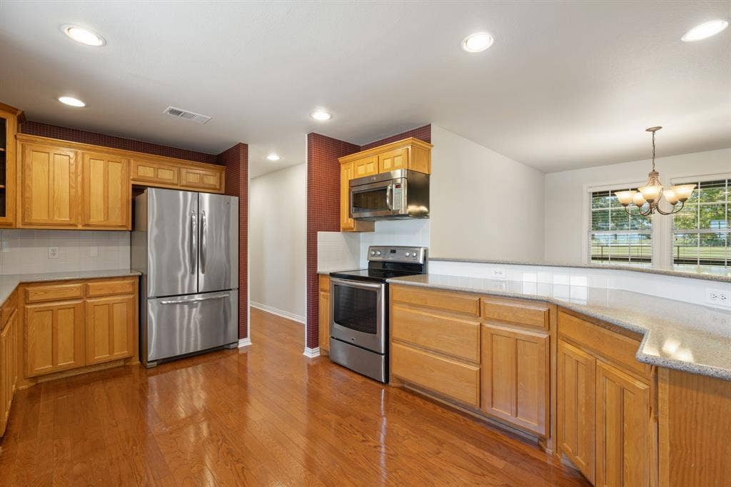 257 Bud Run Road, Waxahachie, TX 75165 257 Bud Run Road, Waxahachie, TX 75165