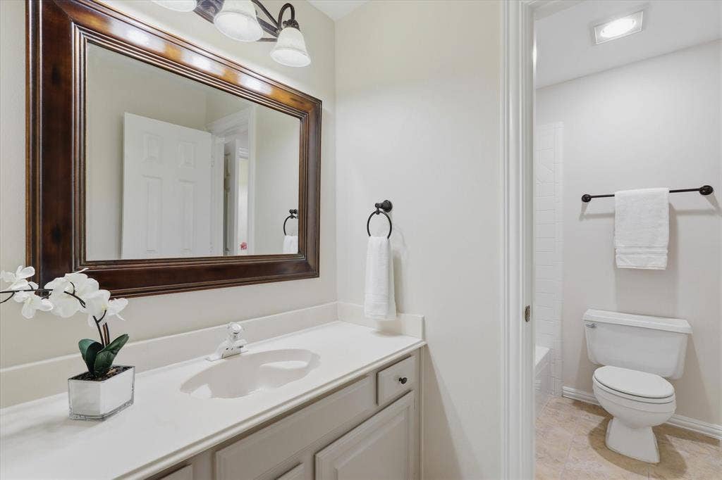 4209 Rockingham Way, Plano, TX 75093 Full Bathroom 2nd Floor