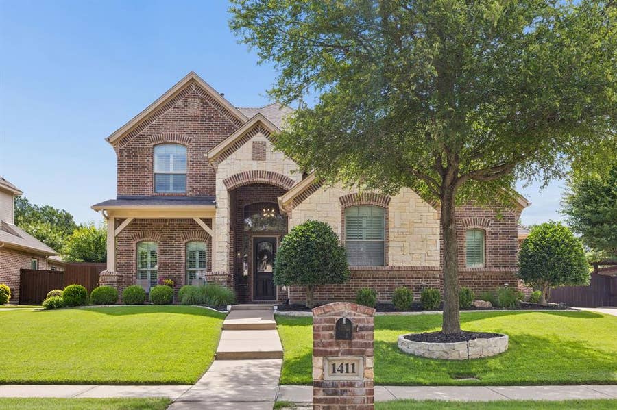 Property photo for 1411 Ashmore Court, Keller, TX