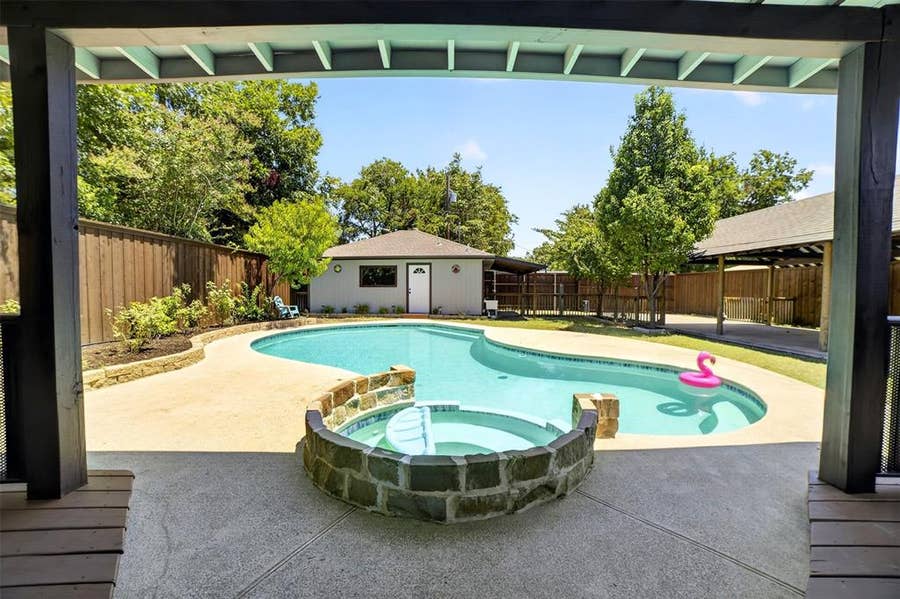 Property photo for 1912 Oldgate Lane, Garland, TX