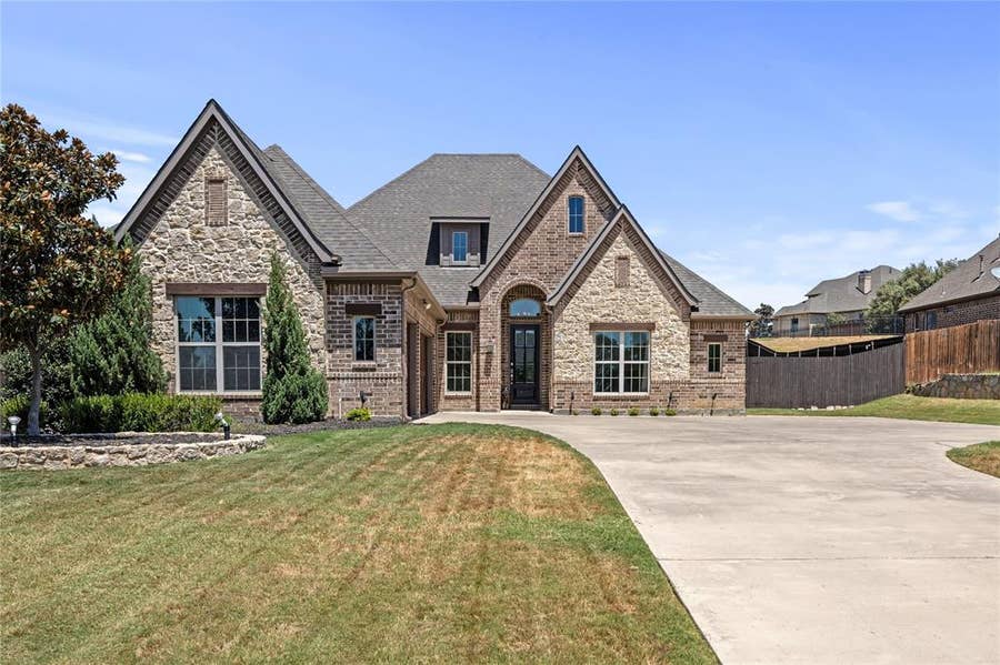 Property photo for 5616 The Resort Boulevard, Fort Worth, TX