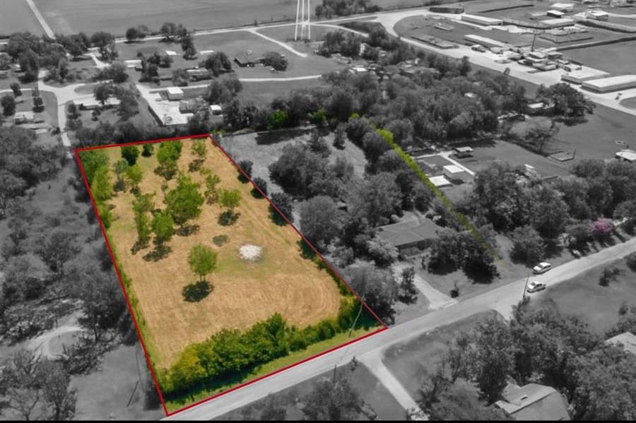 Property photo for TBD Sunrise Court, Palmer, TX