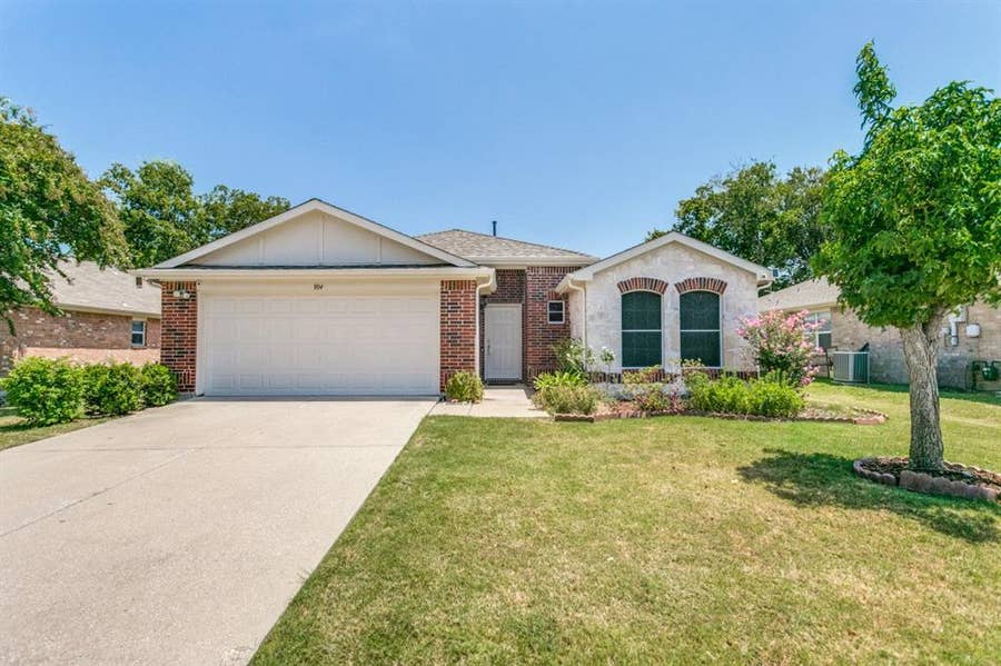 Property photo for 804 Riverhead Drive, Wylie, TX